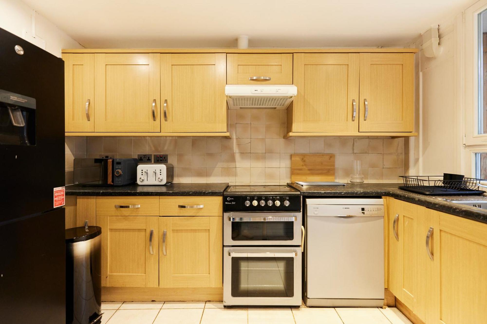 The Kennington Park Crib - Lovely 2Bdr Flat With Garden Λονδίνο Εξωτερικό φωτογραφία