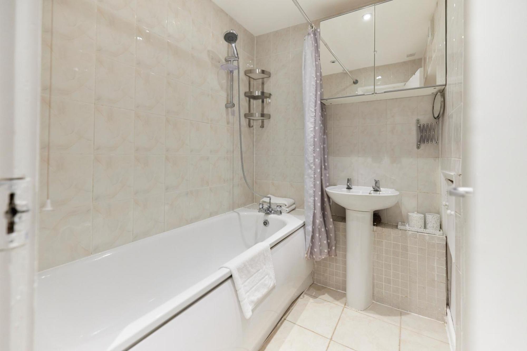 The Kennington Park Crib - Lovely 2Bdr Flat With Garden Λονδίνο Εξωτερικό φωτογραφία